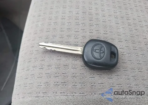 2008 Toyota Corolla Ce из США, поврежденный, VIN 2T1BR32E28C893685